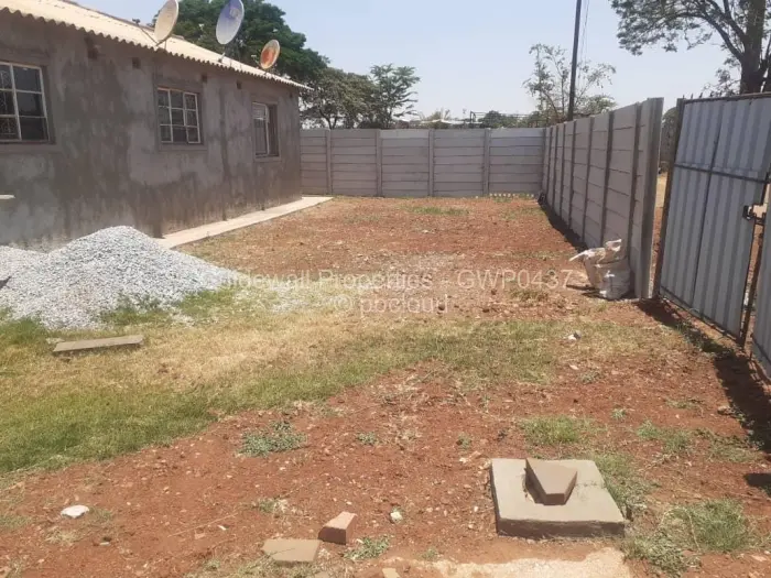 4 Bedroom House for Sale in Warren Park, Harare