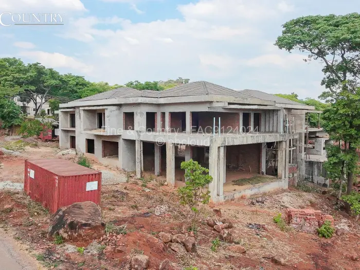7 Bedroom House for Sale in Carrick Creagh Estate, Harare