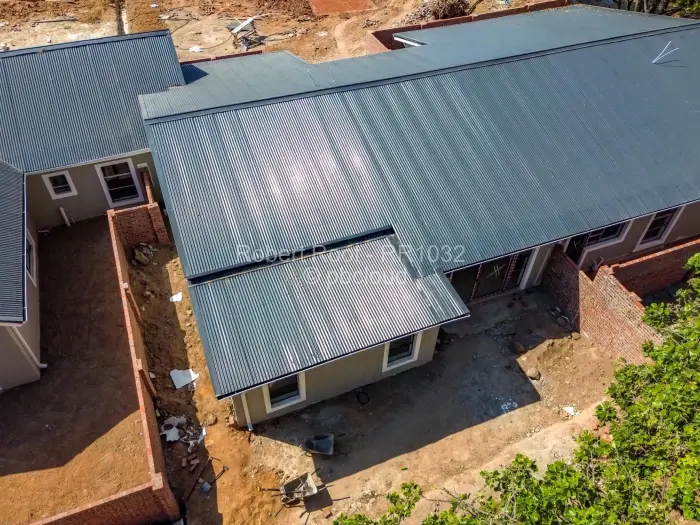 Townhouse/Cluster for Sale in Greendale, Harare