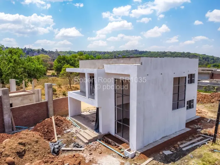 Townhouse/Cluster for Sale in Quinnington, Harare