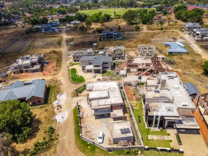 Townhouse/Cluster for Sale in Quinnington, Harare