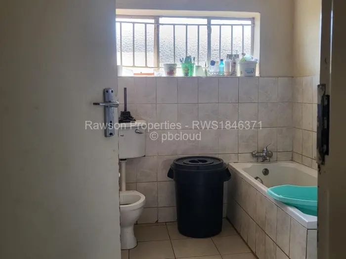 3 Bedroom House for Sale in Glaudina, Harare