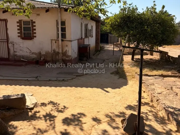 House for Sale in Chitungwiza, Chitungwiza