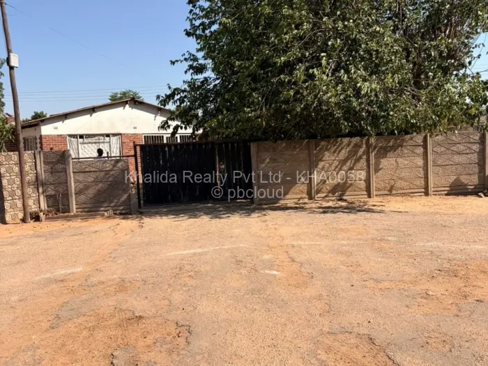 House for Sale in Chitungwiza, Chitungwiza