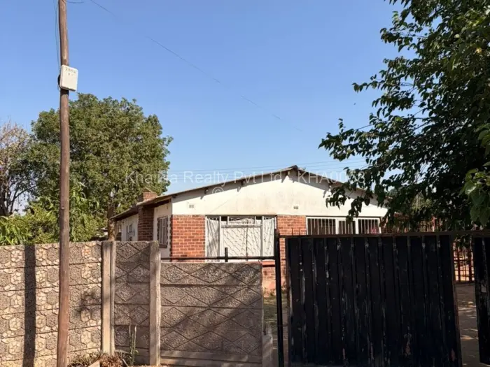House for Sale in Chitungwiza, Chitungwiza