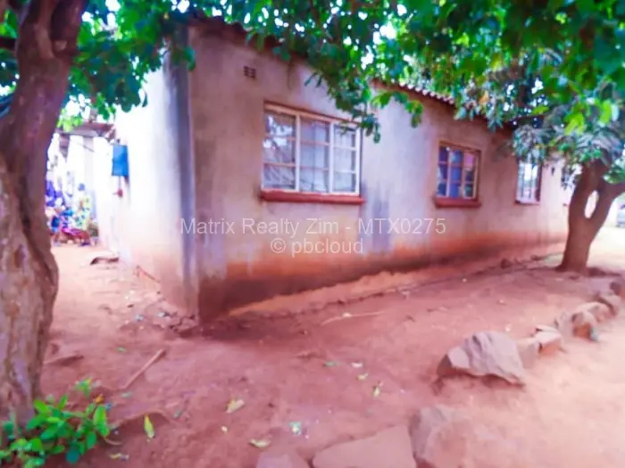 4 Bedroom House for Sale in Kuwadzana, Harare