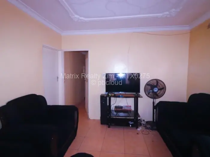 4 Bedroom House for Sale in Kuwadzana, Harare