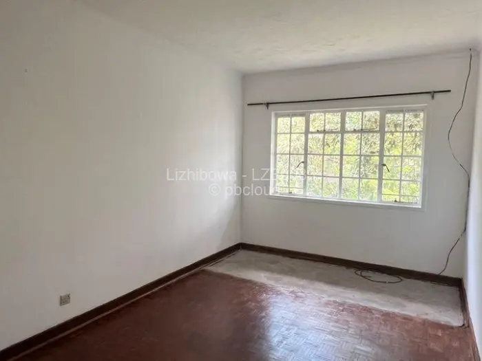 Townhouse/Complex/Cluster to Rent in Avenues