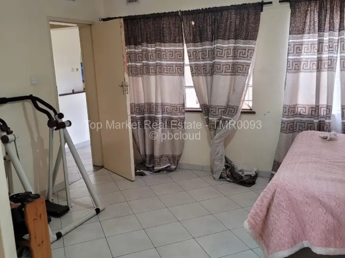 4 Bedroom House for Sale in Marlborough, Harare