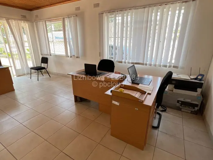 Commercial Property to Rent in Hillside