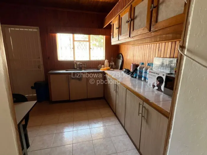 Commercial Property to Rent in Hillside