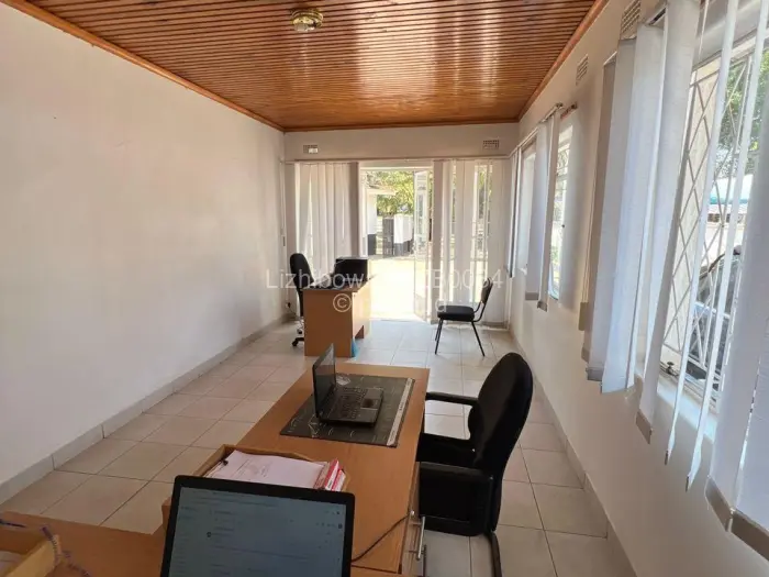 Commercial Property to Rent in Hillside