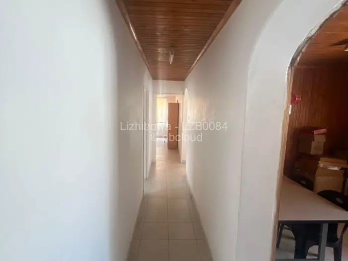 Commercial Property to Rent in Hillside