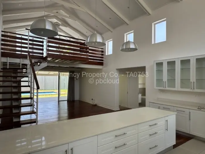 Townhouse/Complex/Cluster to Rent in Highlands