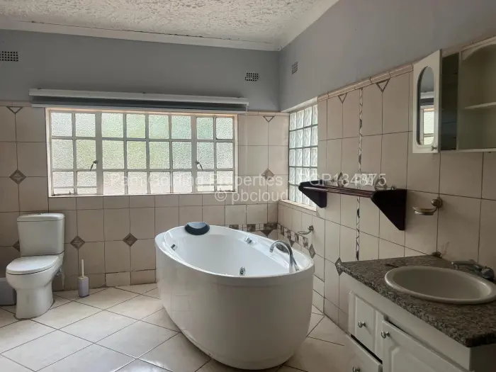 4 Bedroom House to Rent in Umwinsidale