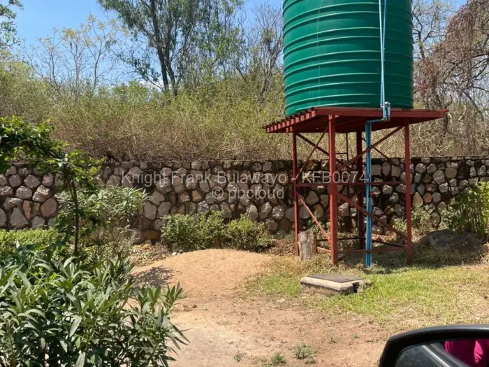 4 Bedroom House for Sale in Burnside, Bulawayo