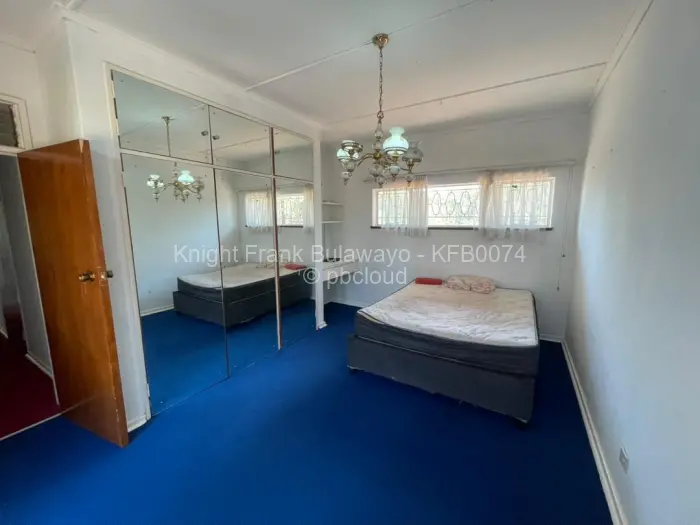 4 Bedroom House for Sale in Burnside, Bulawayo