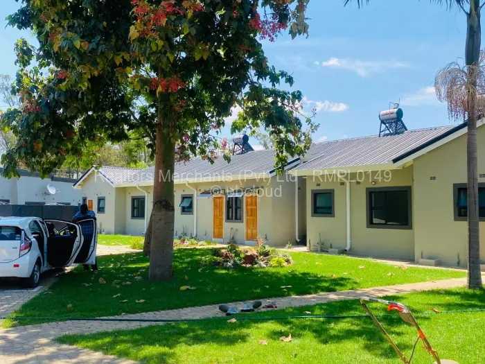 Townhouse/Complex/Cluster to Rent in Marlborough