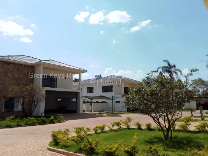 Townhouse/Cluster for Sale in Pomona, Harare