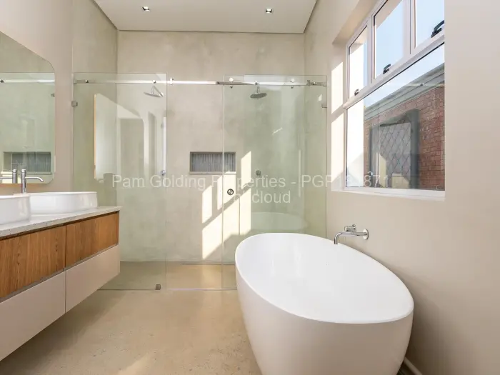 4 Bedroom House for Sale in Helensvale, Harare