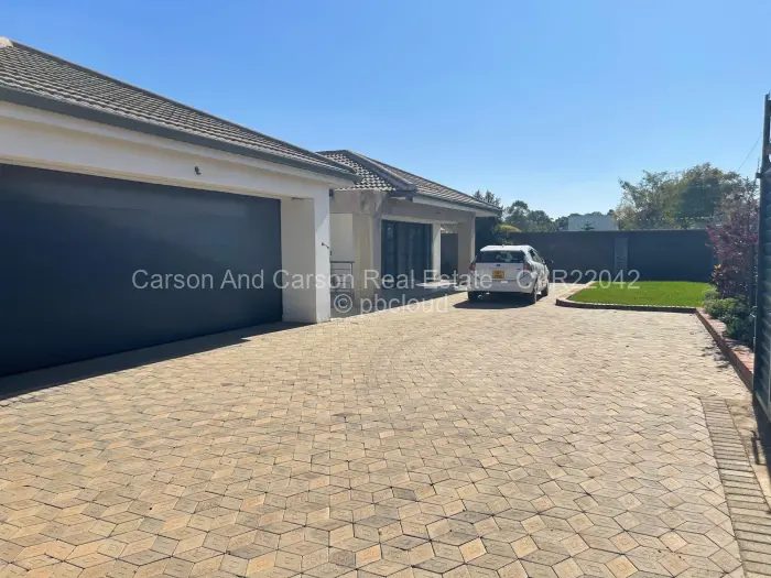 4 Bedroom House for Sale in Highlands, Harare