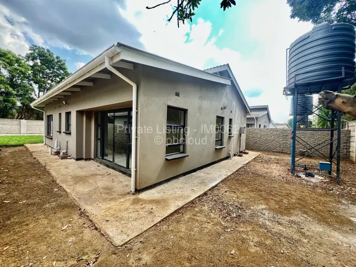 Townhouse/Complex/Cluster to Rent in Marlborough