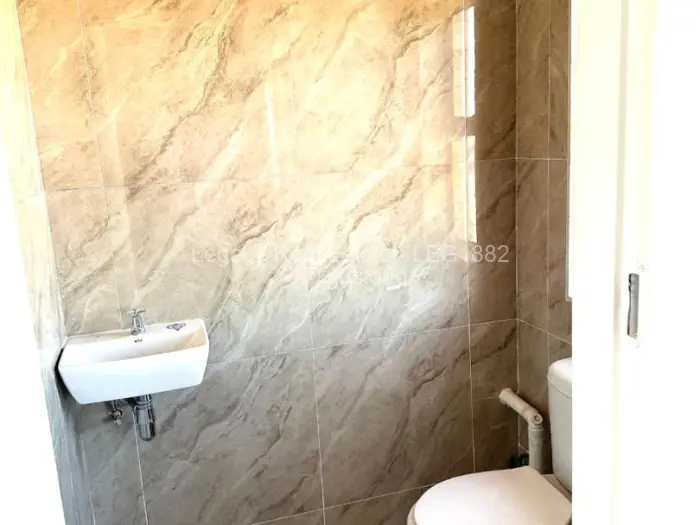 Commercial Property to Rent in Msasa, Harare