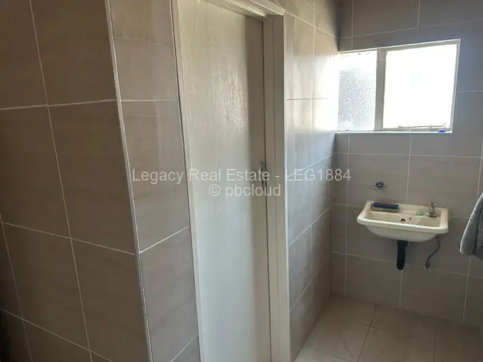 Commercial Property to Rent in Msasa