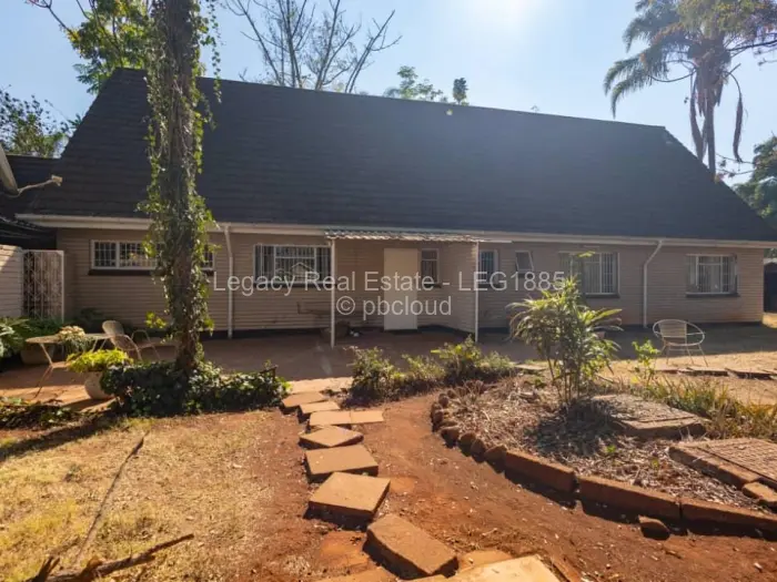 4 Bedroom House to Rent in Mount Pleasant