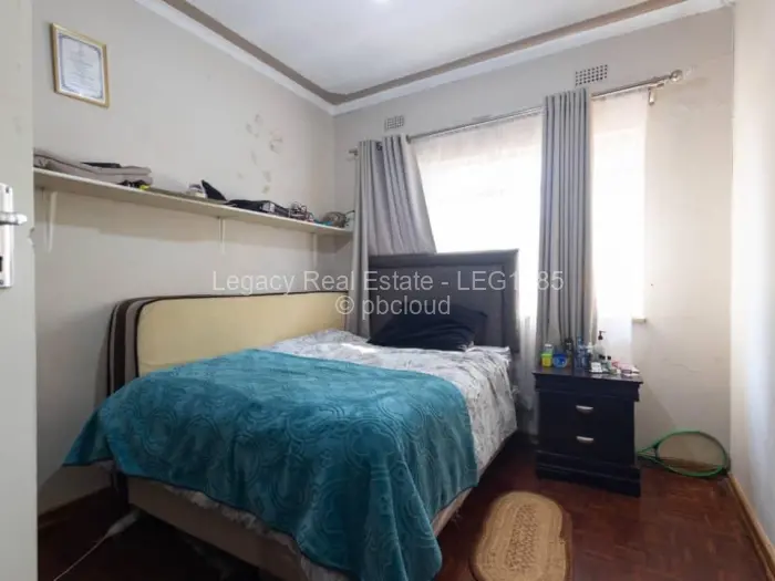 4 Bedroom House to Rent in Mount Pleasant