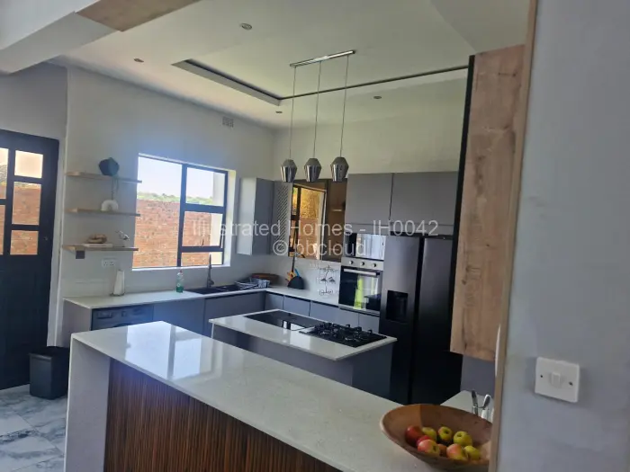 Townhouse/Cluster for Sale in Mandara, Harare