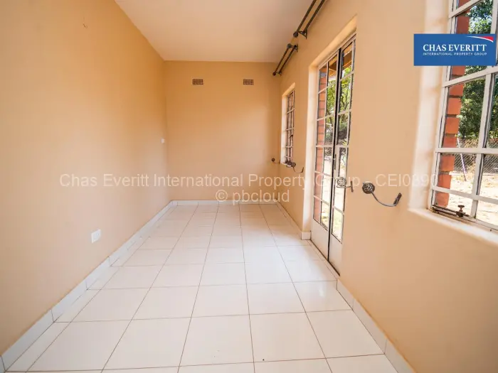 3 Bedroom Cottage/Garden Flat to Rent in Glen Forest