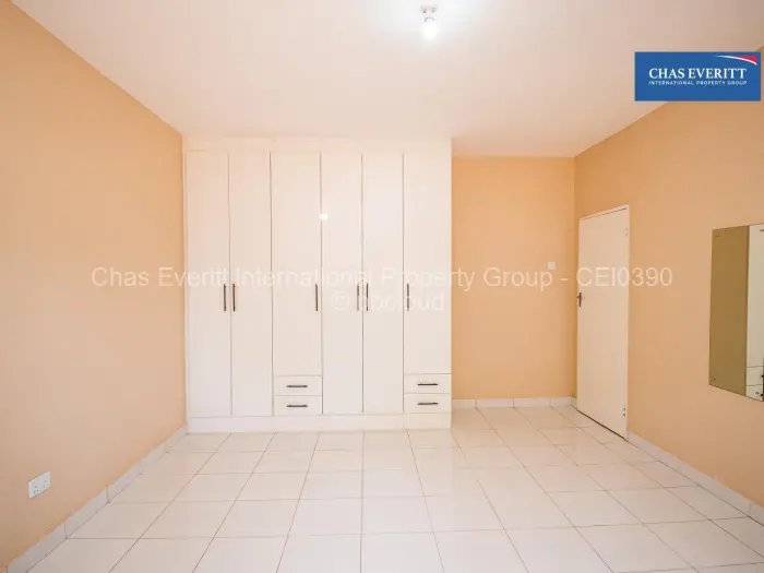 3 Bedroom Cottage/Garden Flat to Rent in Glen Forest