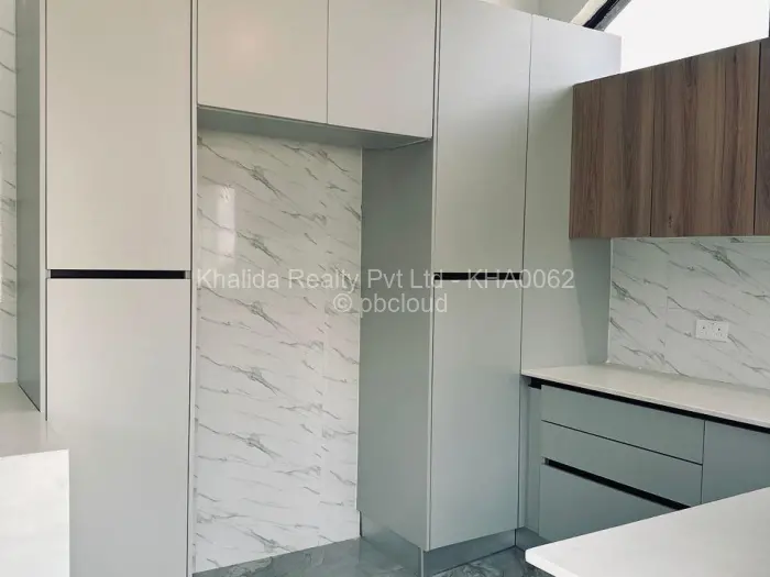 5 Bedroom House for Sale in Pomona, Harare