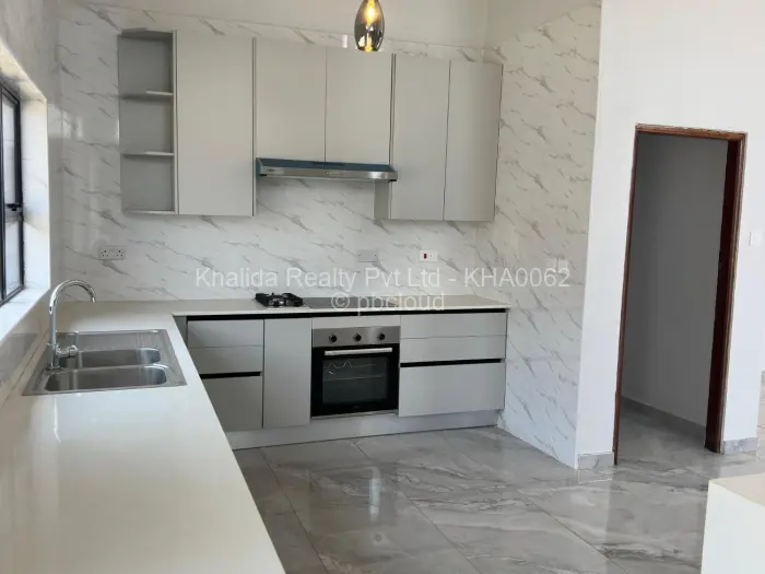 5 Bedroom House for Sale in Pomona, Harare