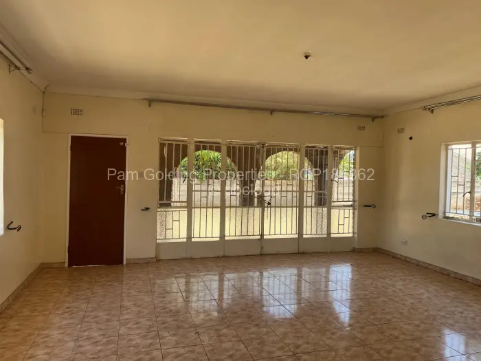 4 Bedroom House to Rent in Marlborough