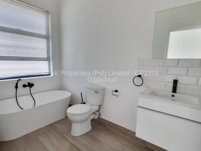 Flat/Apartment for Sale in Newlands, Harare