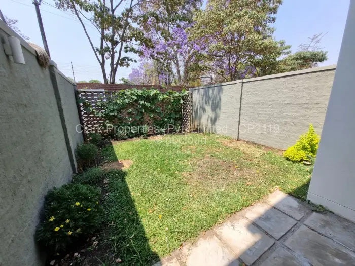Flat/Apartment for Sale in Newlands, Harare