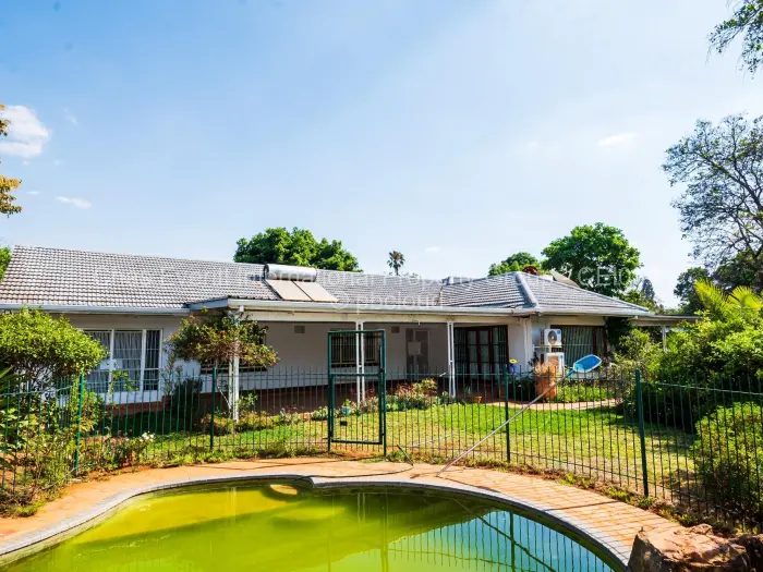 4 Bedroom House to Rent in Borrowdale