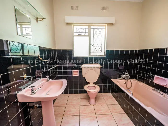 4 Bedroom House to Rent in Borrowdale