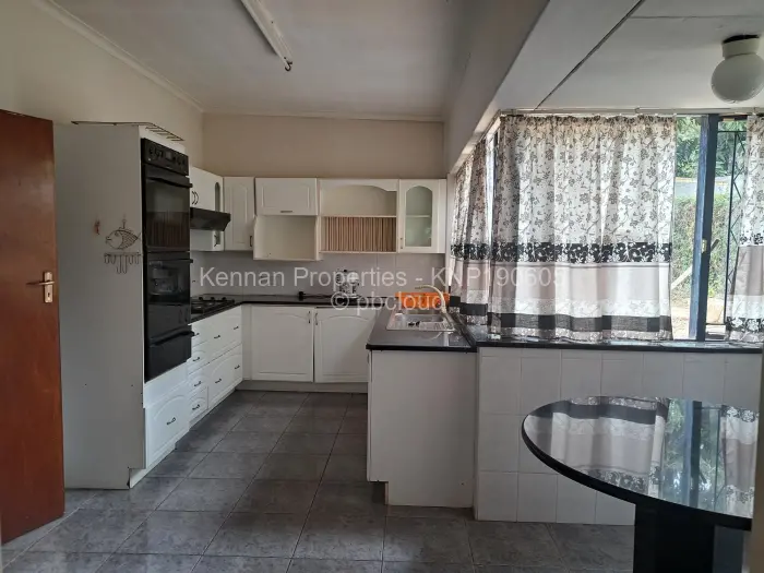 3 Bedroom House to Rent in Chisipite