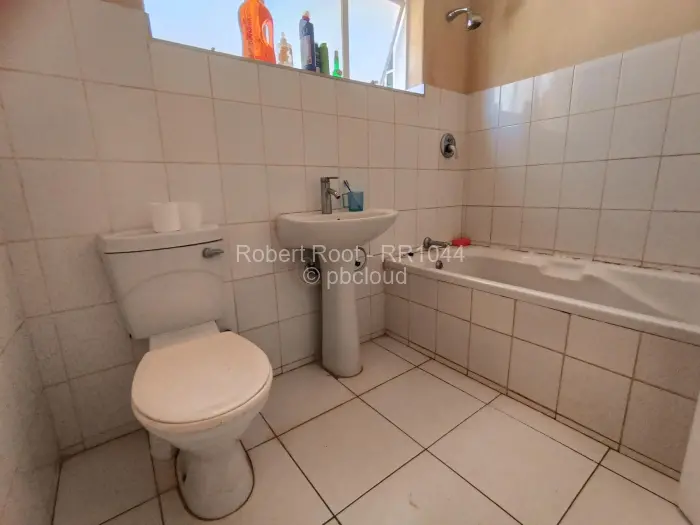 3 Bedroom House to Rent in Highlands, Harare