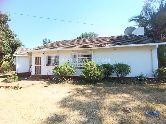 3 Bedroom House to Rent in Highlands, Harare