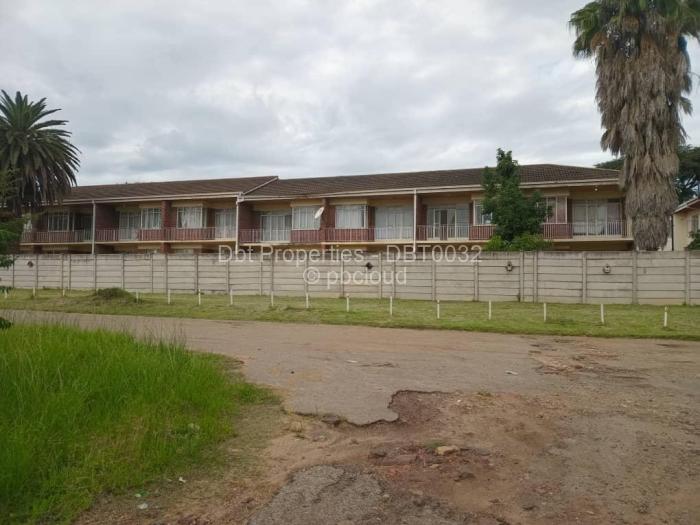 3 Bedroom Cottage/Garden Flat to Rent in Eastlea, Harare