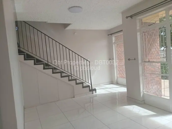 3 Bedroom Cottage/Garden Flat to Rent in Eastlea