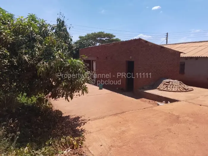 2 Bedroom House for Sale in Hatcliffe, Harare
