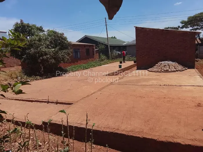 2 Bedroom House for Sale in Hatcliffe, Harare