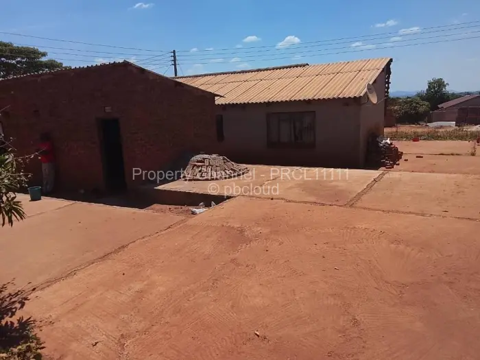 2 Bedroom House for Sale in Hatcliffe, Harare