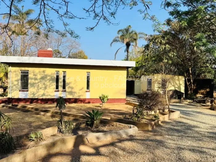 4 Bedroom House to Rent in Hatfield