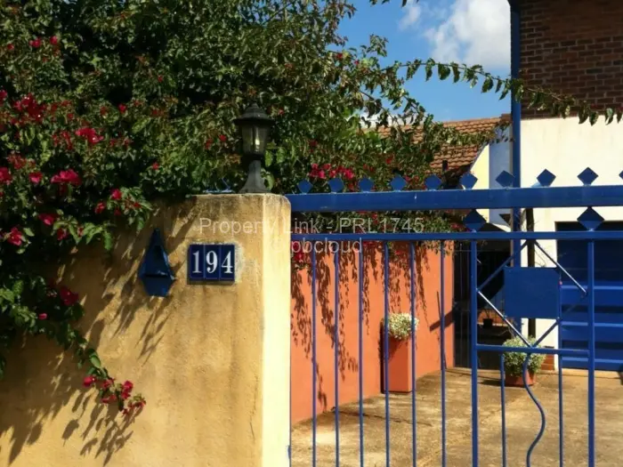 3 Bedroom House for Sale in Emerald Hill, Harare